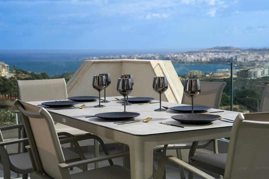 Apartmán Lux Sea&Country Views With Pool Mellieħa Exteriér fotografie