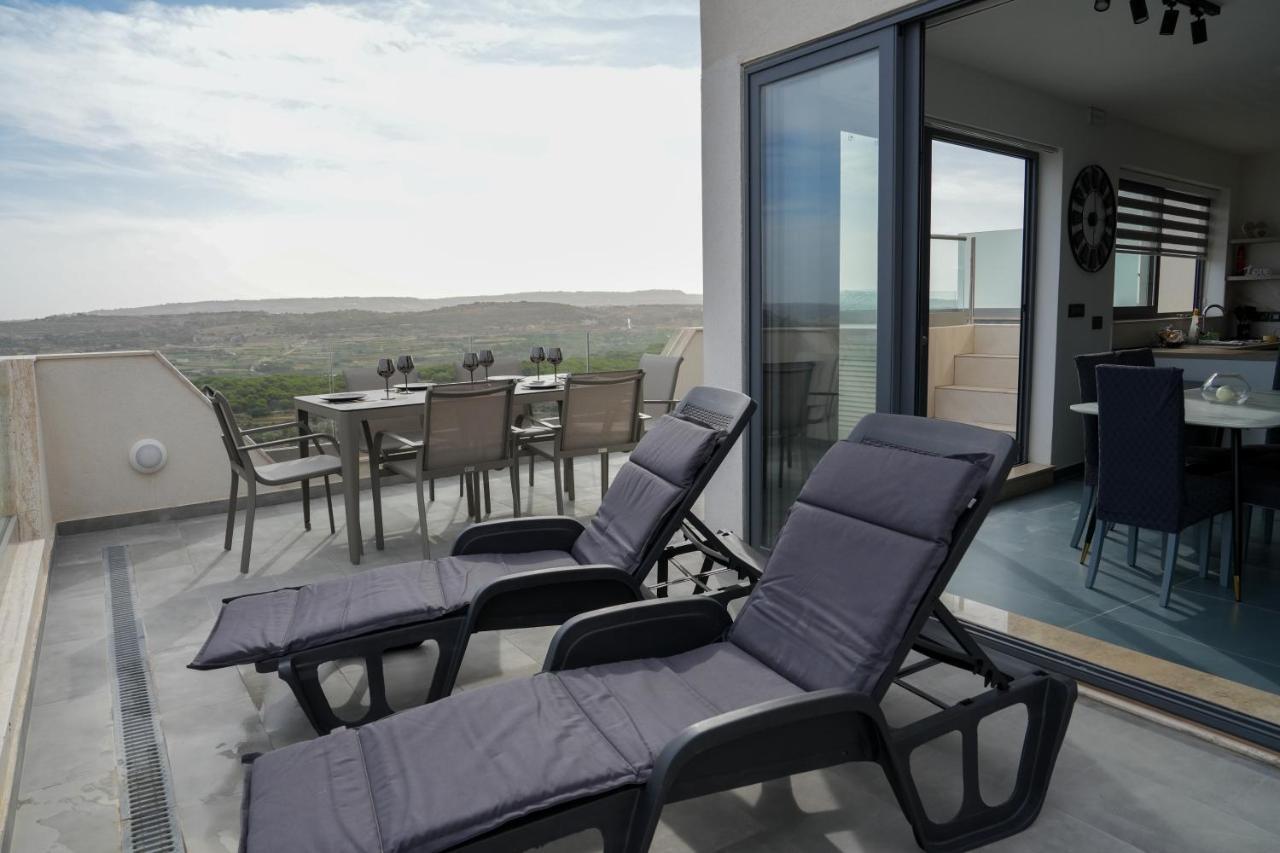 Apartmán Lux Sea&Country Views With Pool Mellieħa Exteriér fotografie
